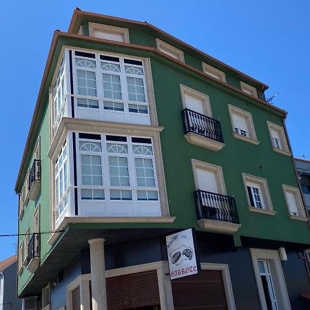 Apartamento De 4 Dormitorios En Camarinas Bagian luar foto